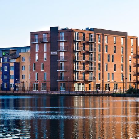 Staybridge Suites Cardiff Exterior photo