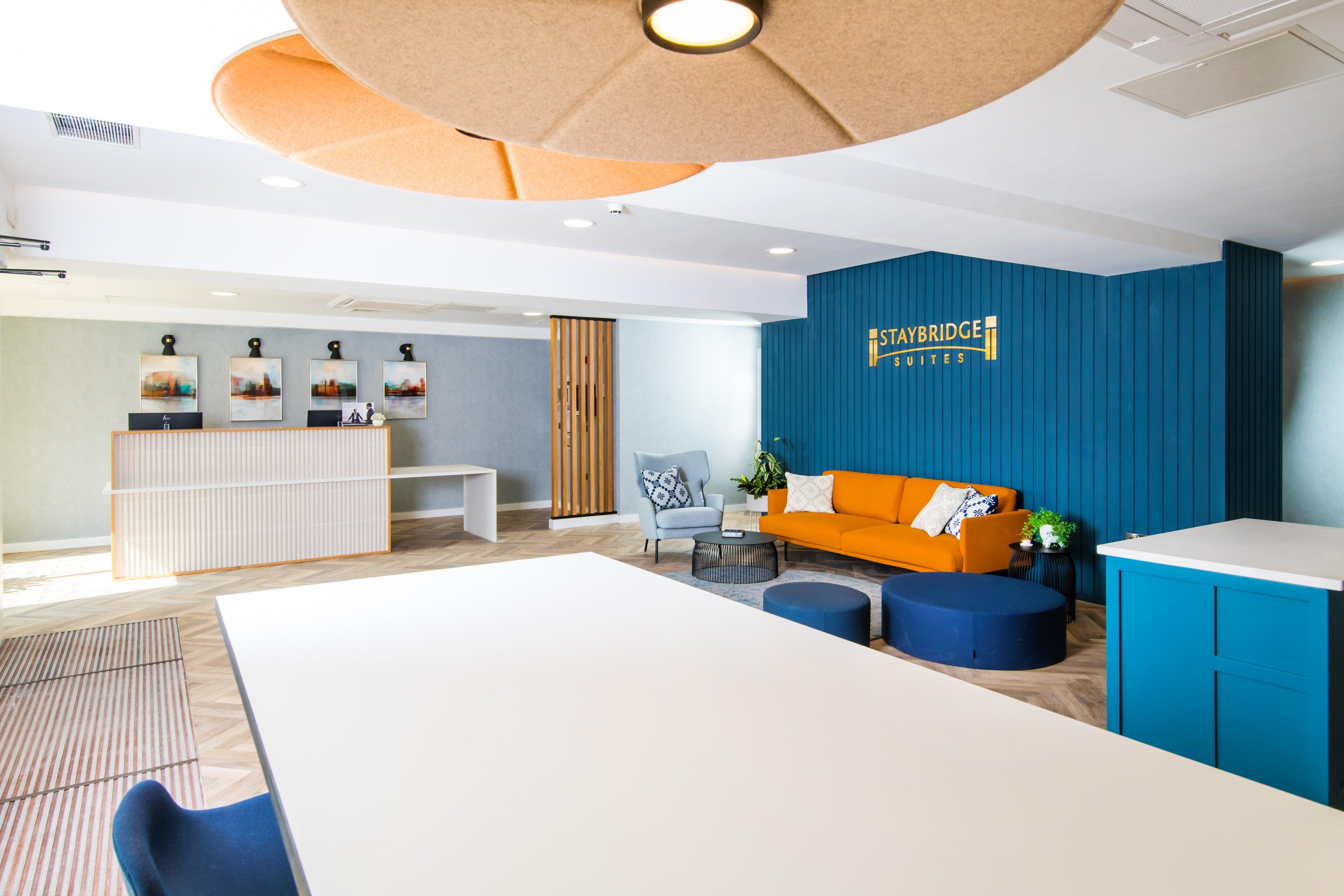 Staybridge Suites Cardiff Exterior photo