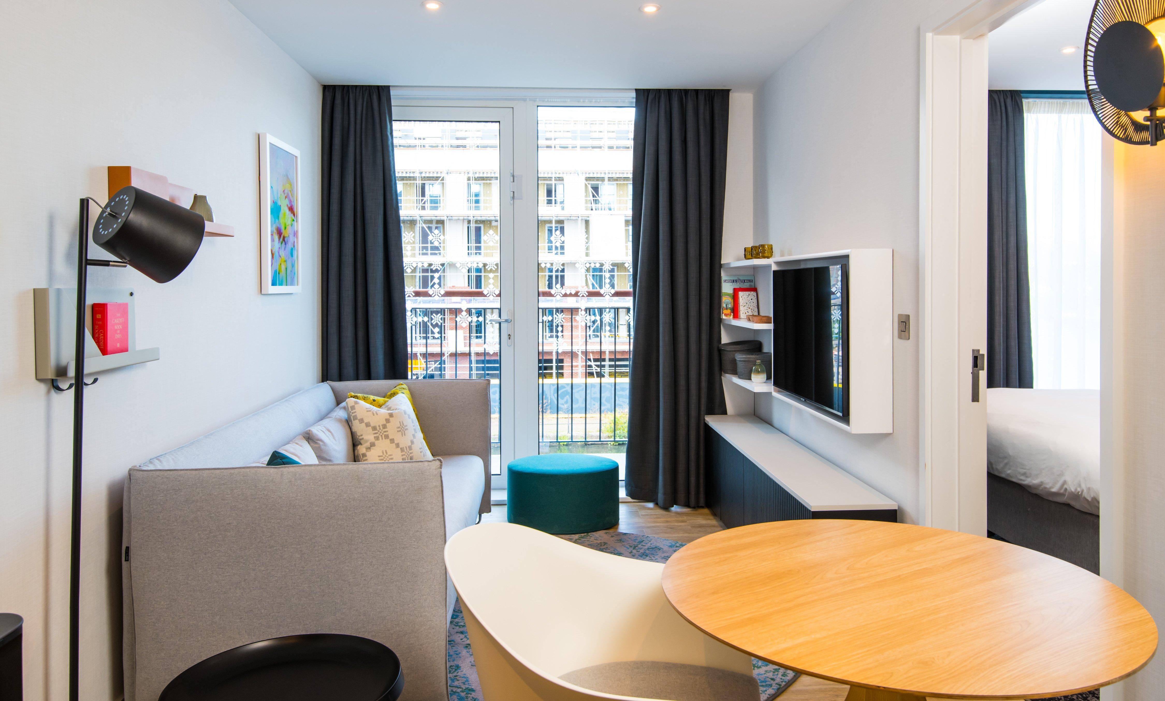 Staybridge Suites Cardiff Exterior photo