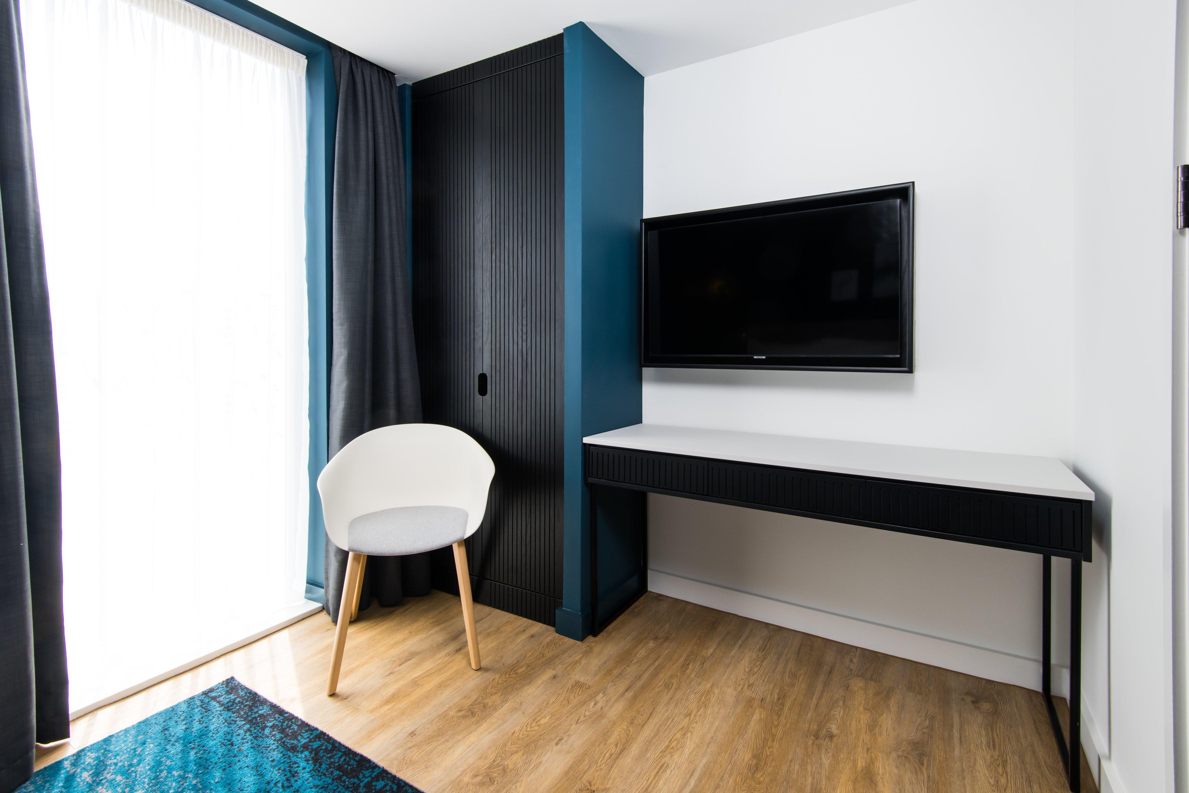 Staybridge Suites Cardiff Exterior photo