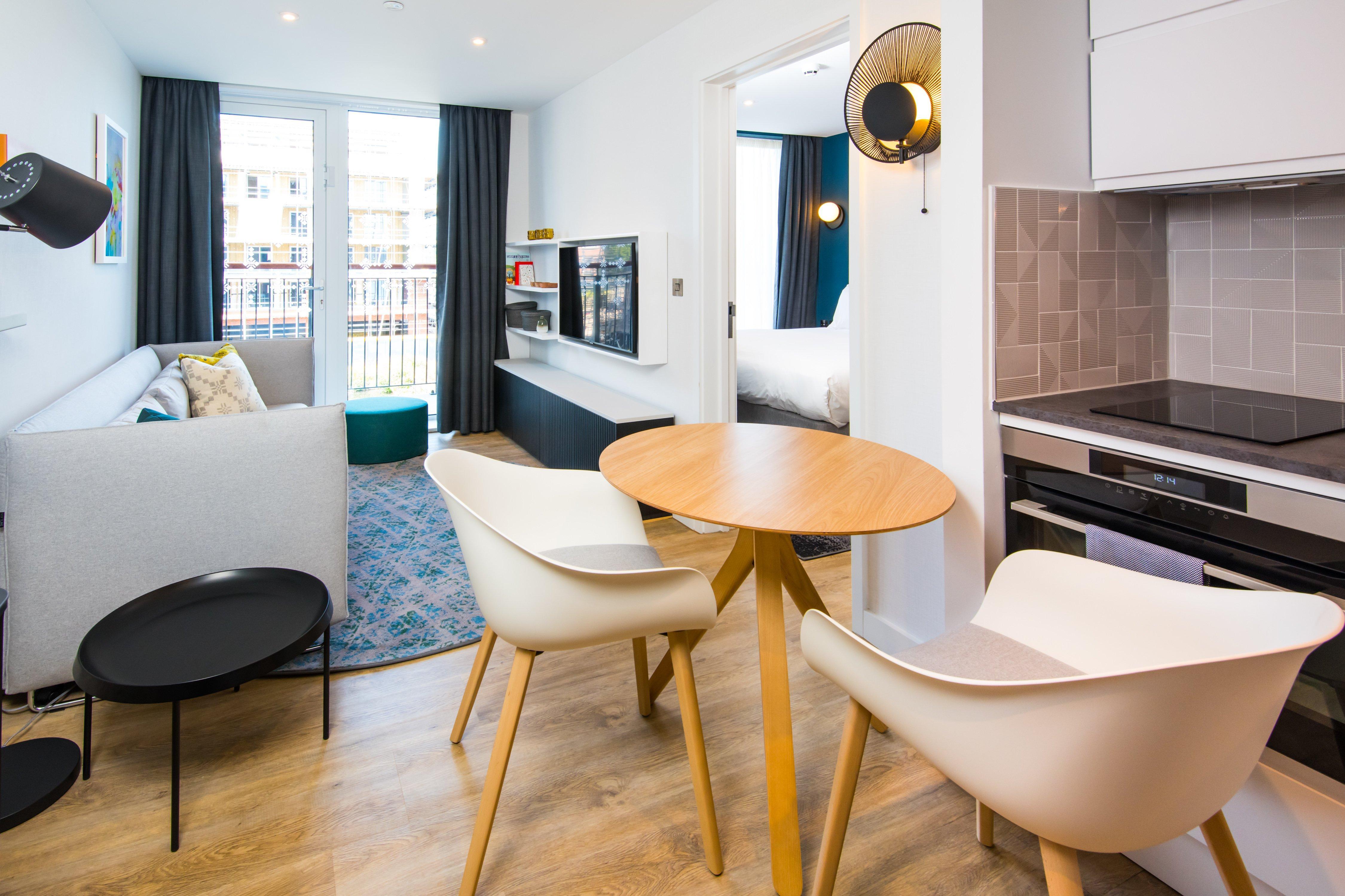Staybridge Suites Cardiff Exterior photo